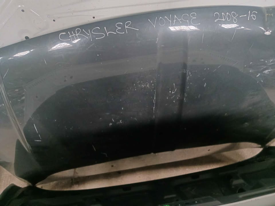 CHRYSLER VOYAGE BONNET 2008-2016 - Private Seller