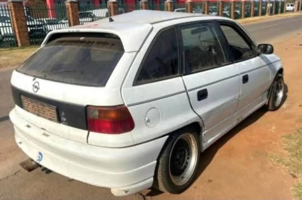 OPEL ASTRA F HATCH STRIPPING FOR SPARE/PARTS - Private Seller OPEL ASTRA F HATCH STRIPPING FOR SPARE/PARTS - Private Seller