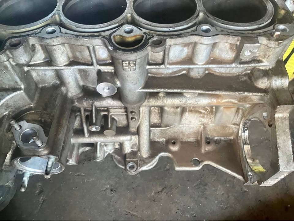 Hyundai g4la engine parts for sale Hyundai g4la engine parts for sale