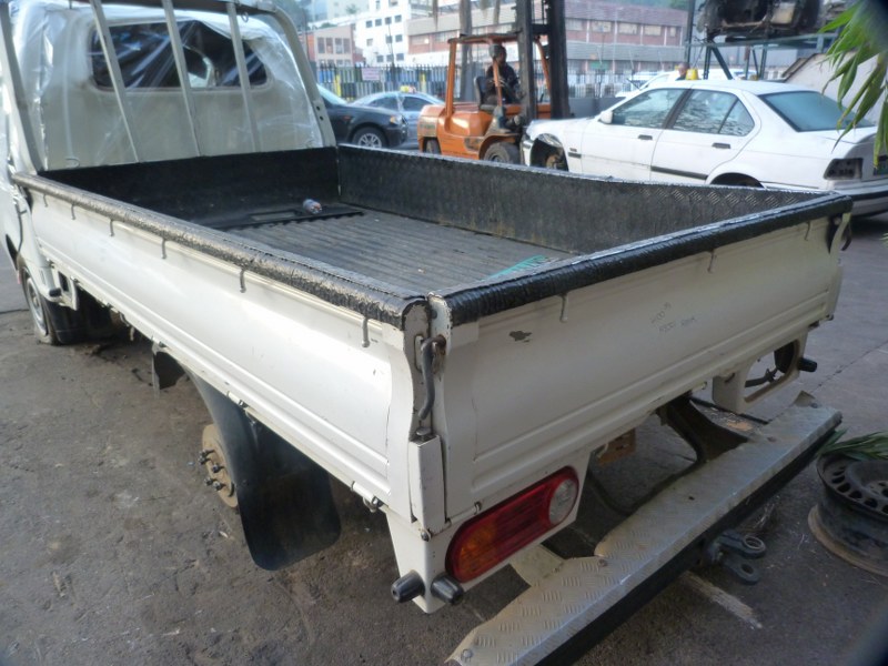Hyundai H100 Bakkie Manual White - 2008 STRIPPING FOR SPARES - Private Seller Hyundai H100 Bakkie Manual White - 2008 STRIPPING FOR SPARES - Private Seller