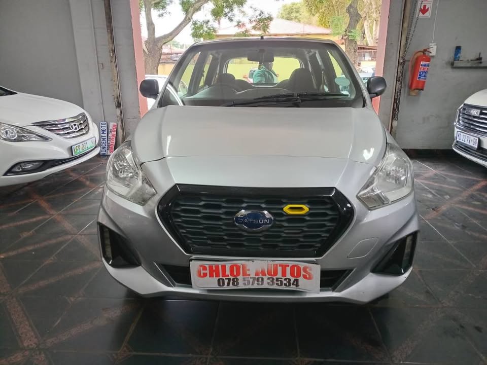 2021 Datsun Go 1.2Lux Hatch manual Silver Color 43000KM