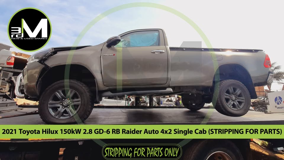 2021 TOYOTA HILUX SINGLE CAB (STRIPPING FOR PARTS)