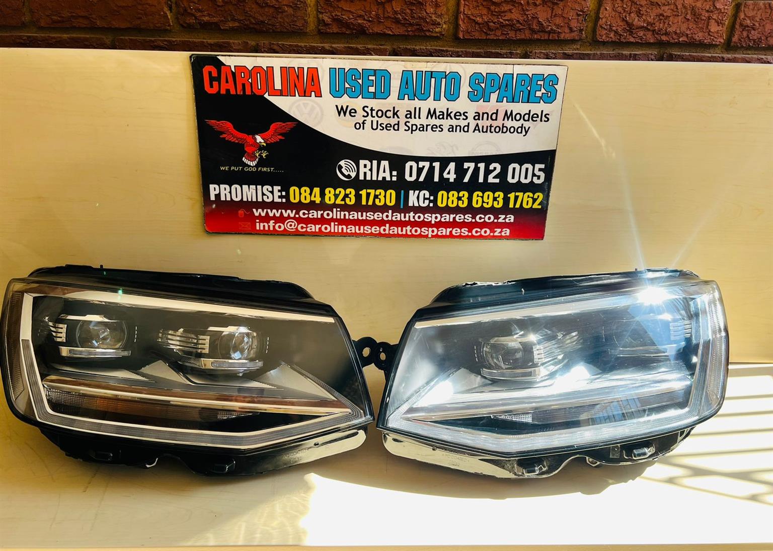 VW Kombi/Transporter T6 left and right side LED xenon headlight (2015-2020) - Private Seller VW Kombi/Transporter T6 left and right side LED xenon headlight (2015-2020) - Private Seller