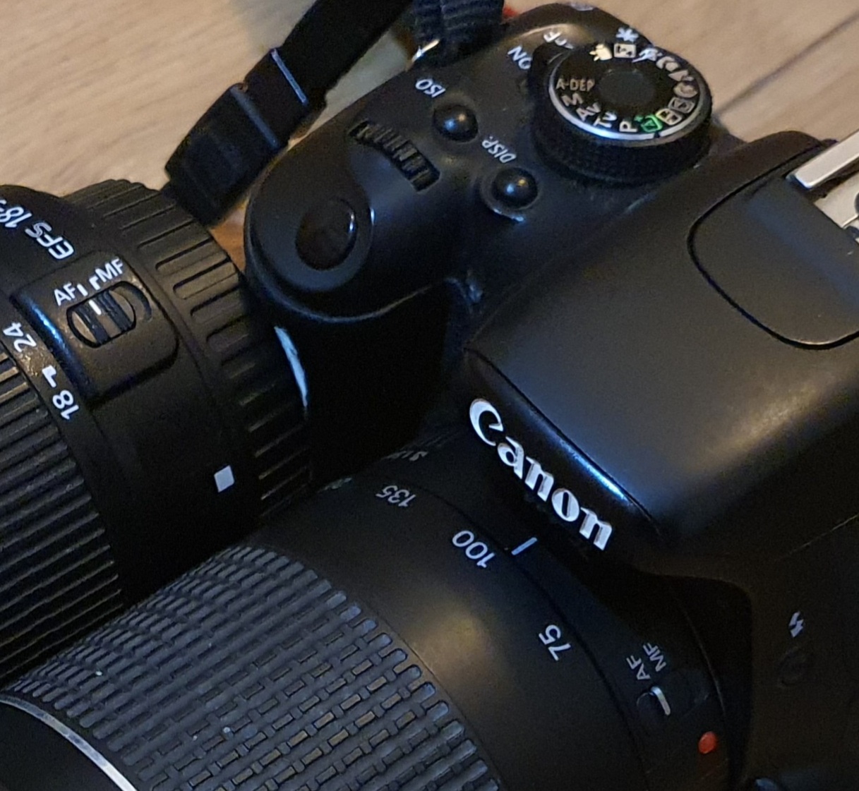 Bargain Canon EOS 600D Camera with Zoom lens Photo&Video function Build in Flash