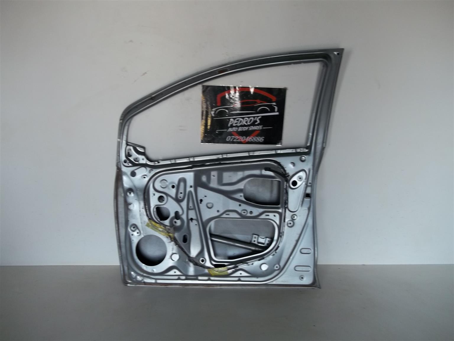 Toyota Yaris right front driver door - Private Seller