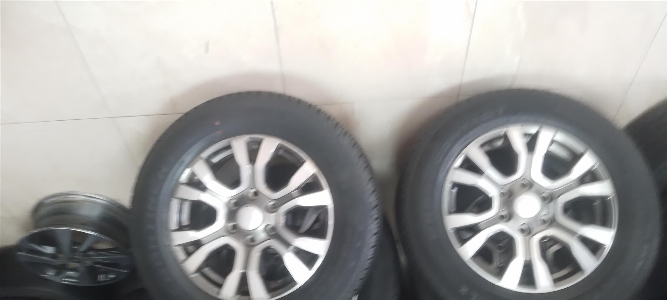 18inch Ford Rangers wildtrack  wheel available for sale with 265/60 R18 continen - Private Seller