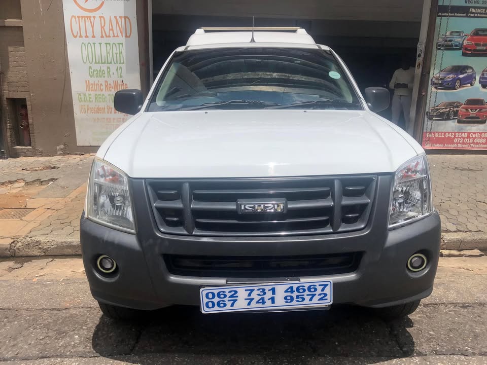 2012 Isuzu KB250