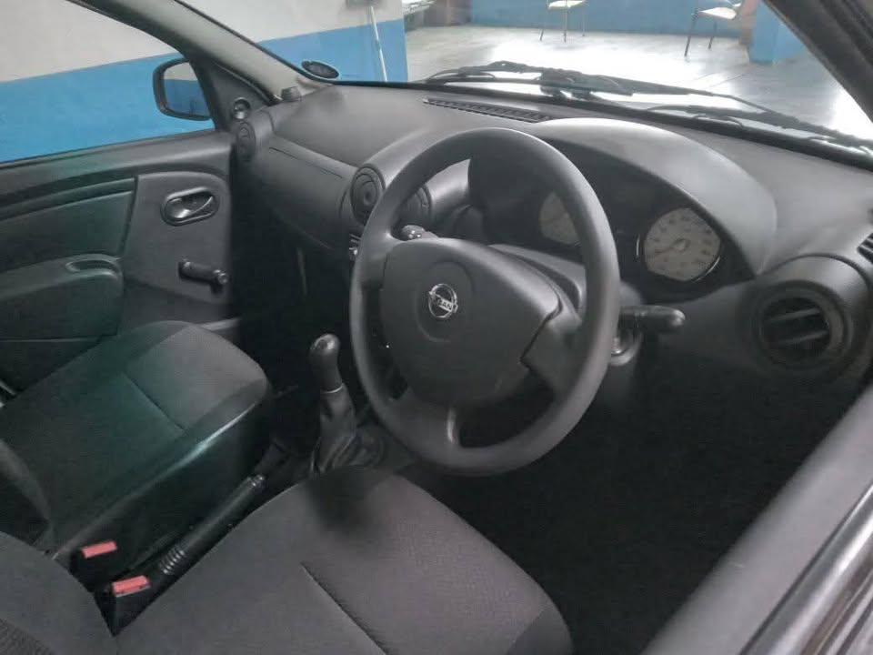 Nissan NP200 2021