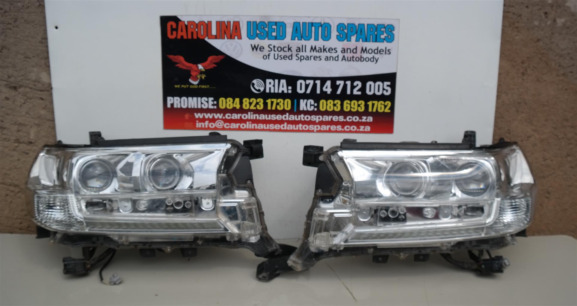Toyota Land Cruiser left and right side chrome xenon headlights - Private Seller Toyota Land Cruiser left and right side chrome xenon headlights - Private Seller