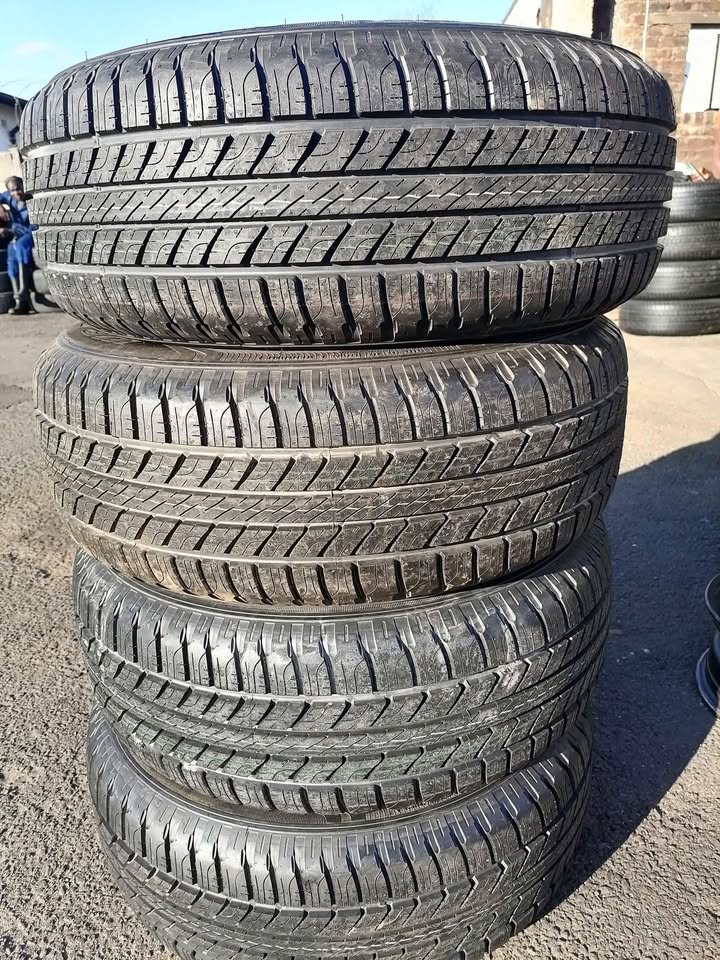265 60 17 Goodyear Wrangler
