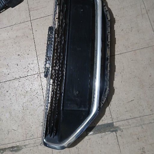 peugeot 208 grill - Private Seller peugeot 208 grill - Private Seller