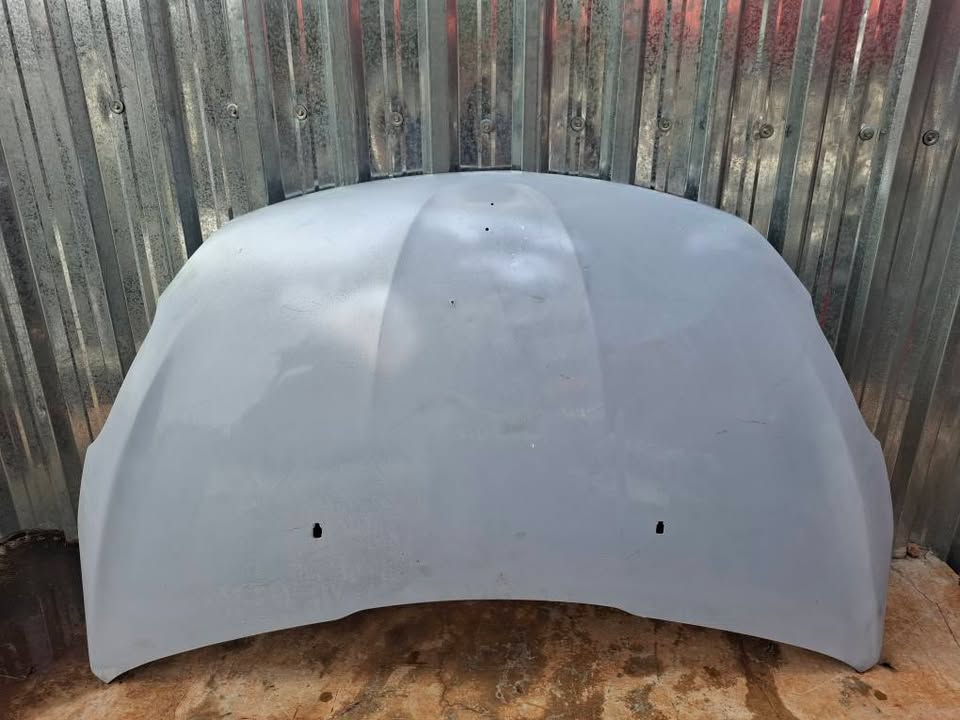 Peugeot Bonnet - Private Seller