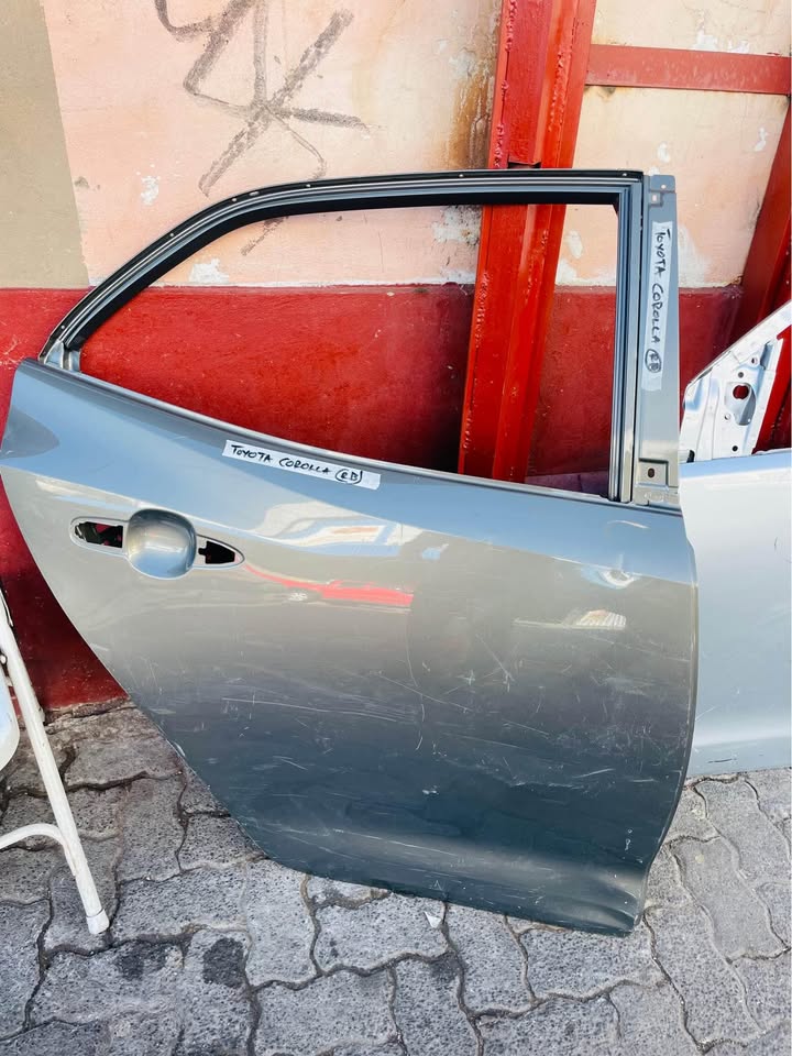 Toyota Corolla Back door - Private Seller Toyota Corolla Back door - Private Seller