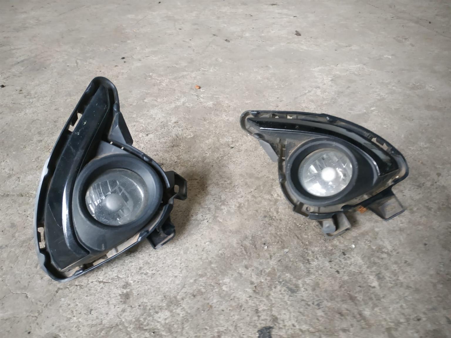 2015 Onwards Mazda 2 Spotlight / Fog light with cover - Private Seller