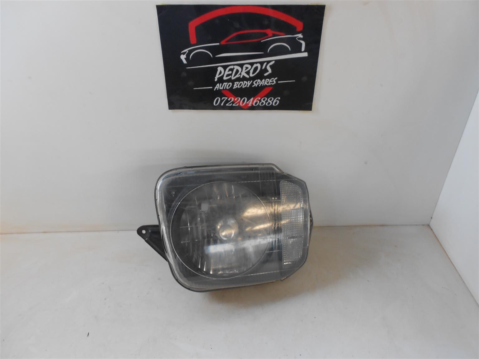 Suzuki Right Headlight