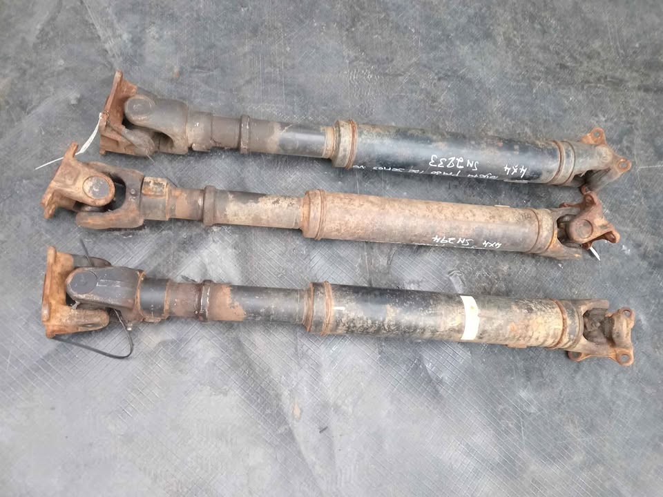 2003 Toyota Prado 120 series propshaft for sale WhatsApp or cell - Private Seller 2003 Toyota Prado 120 series propshaft for sale WhatsApp or cell - Private Seller