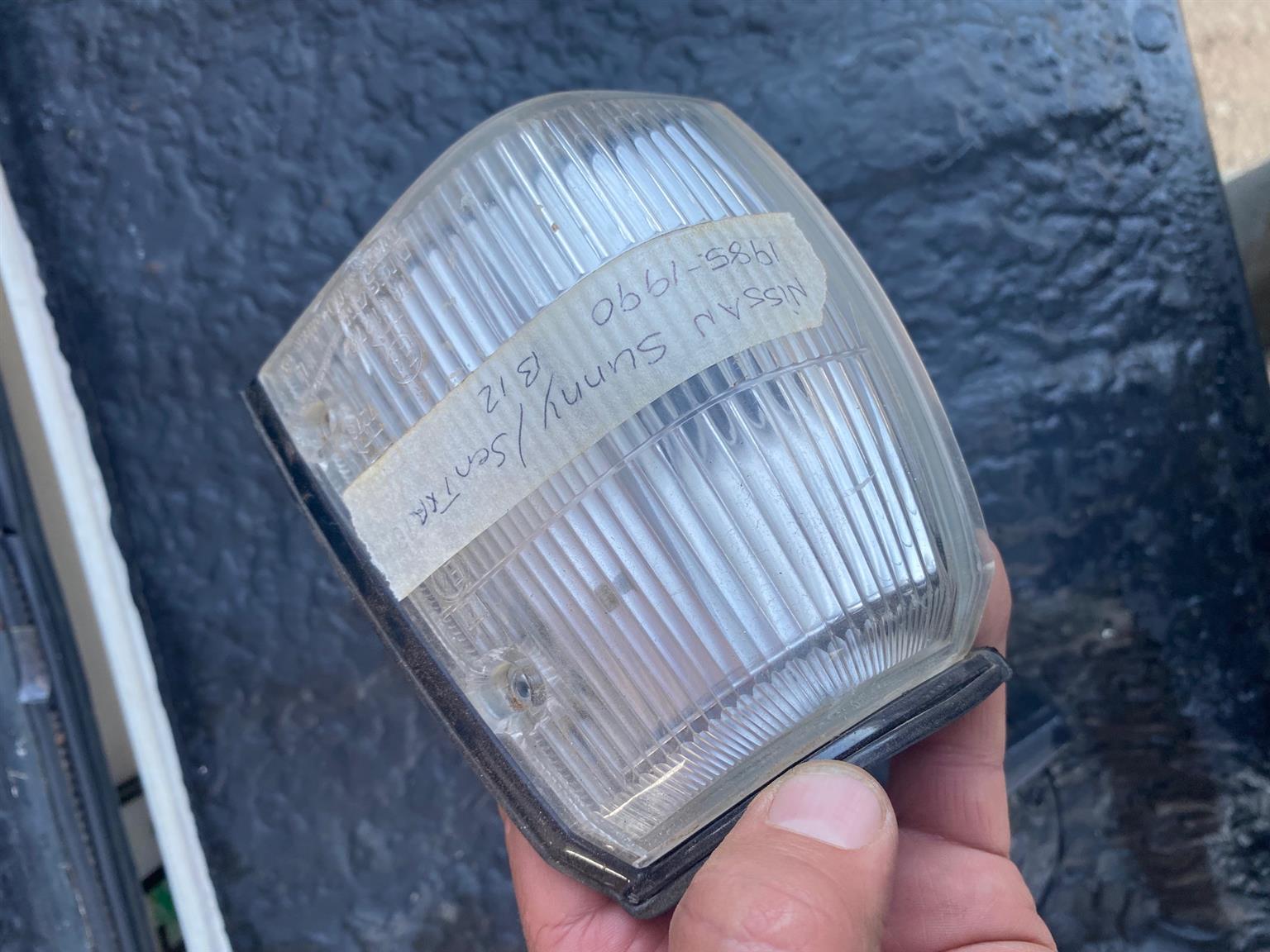 Nissan Sentra corner light - Private Seller Nissan Sentra corner light - Private Seller