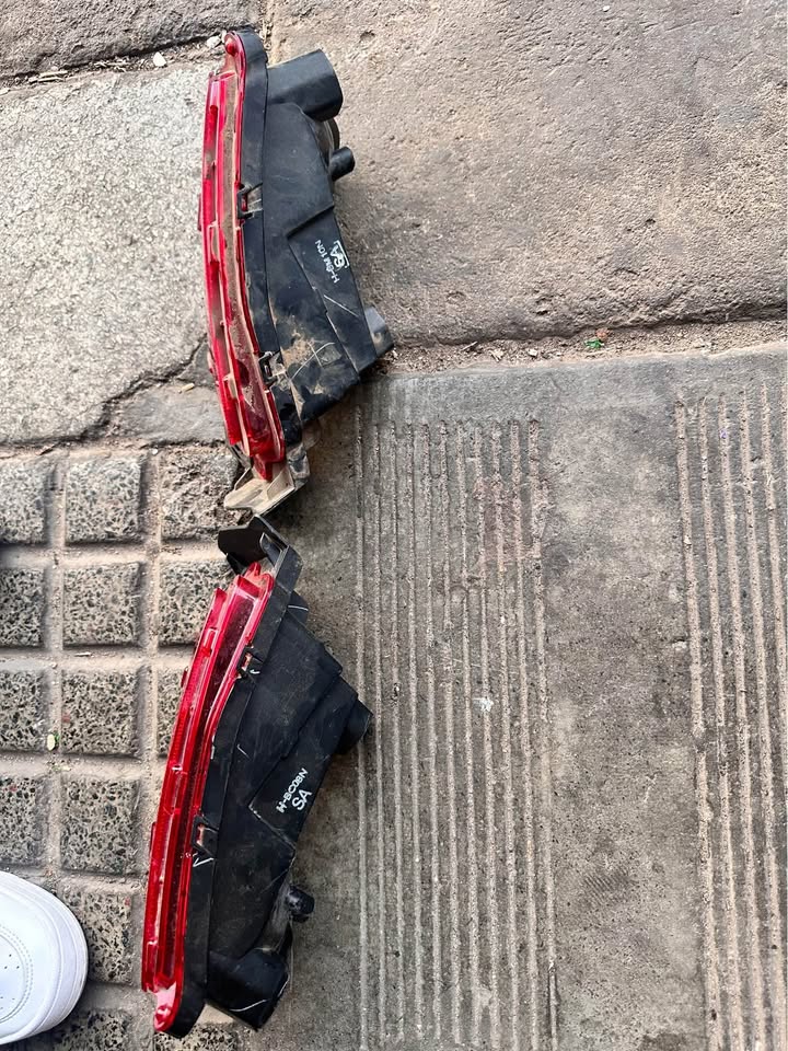 Toyota fortuner left and right rear bumper lights - Private Seller Toyota fortuner left and right rear bumper lights - Private Seller