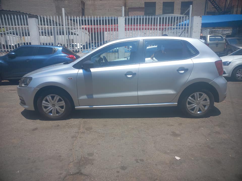 2022 VW POLO VIVO HATCHBACK 1.4 PETROL ENGINE, MANUAL, SILVER IN COLOR