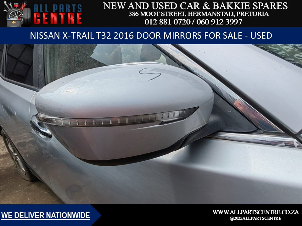 Nissan X-Trail T32 2016 door mirrors – in excellent used condition