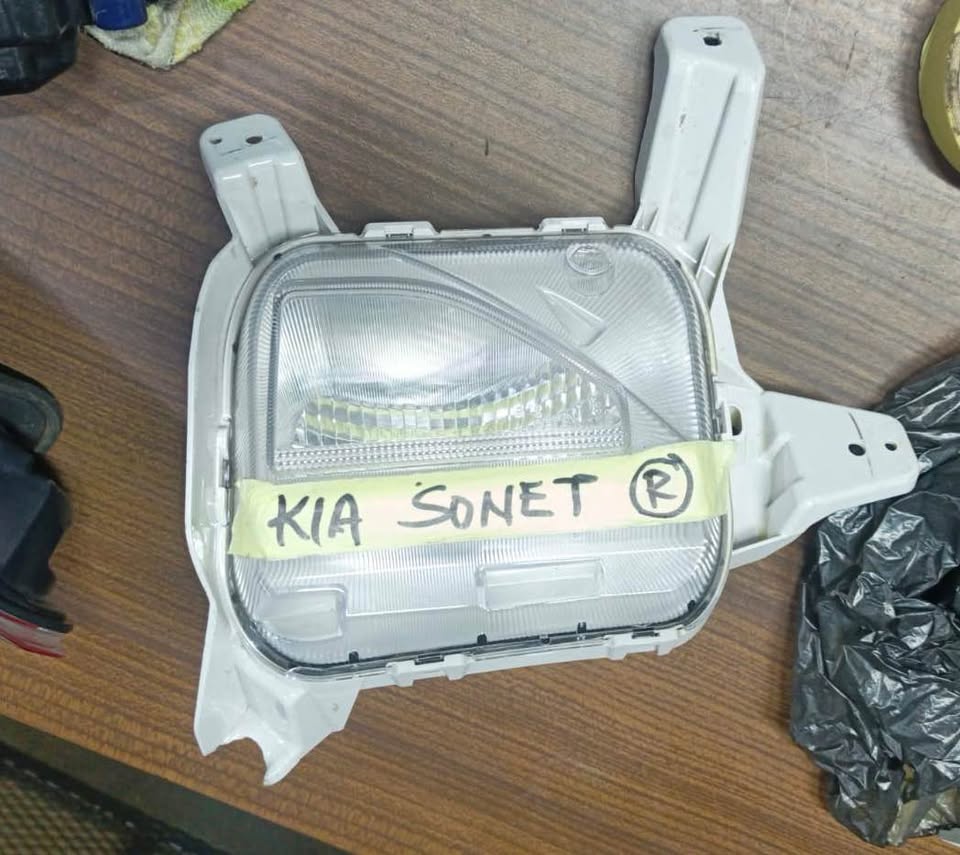 Kia Sonet fog light - Private Seller Kia Sonet fog light - Private Seller