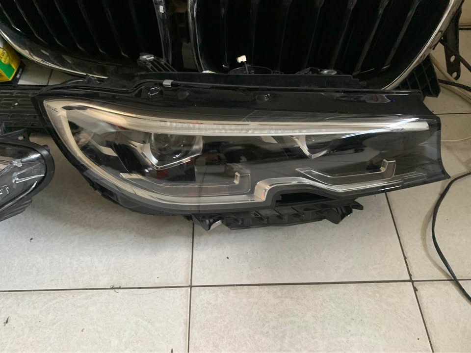 BMW F30 LED headlights lights