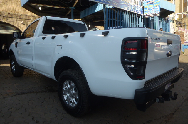 2017 Ford Ranger T7 2.2 TDCi SingleCab HiRider Bakkie Manua Cloth Seat