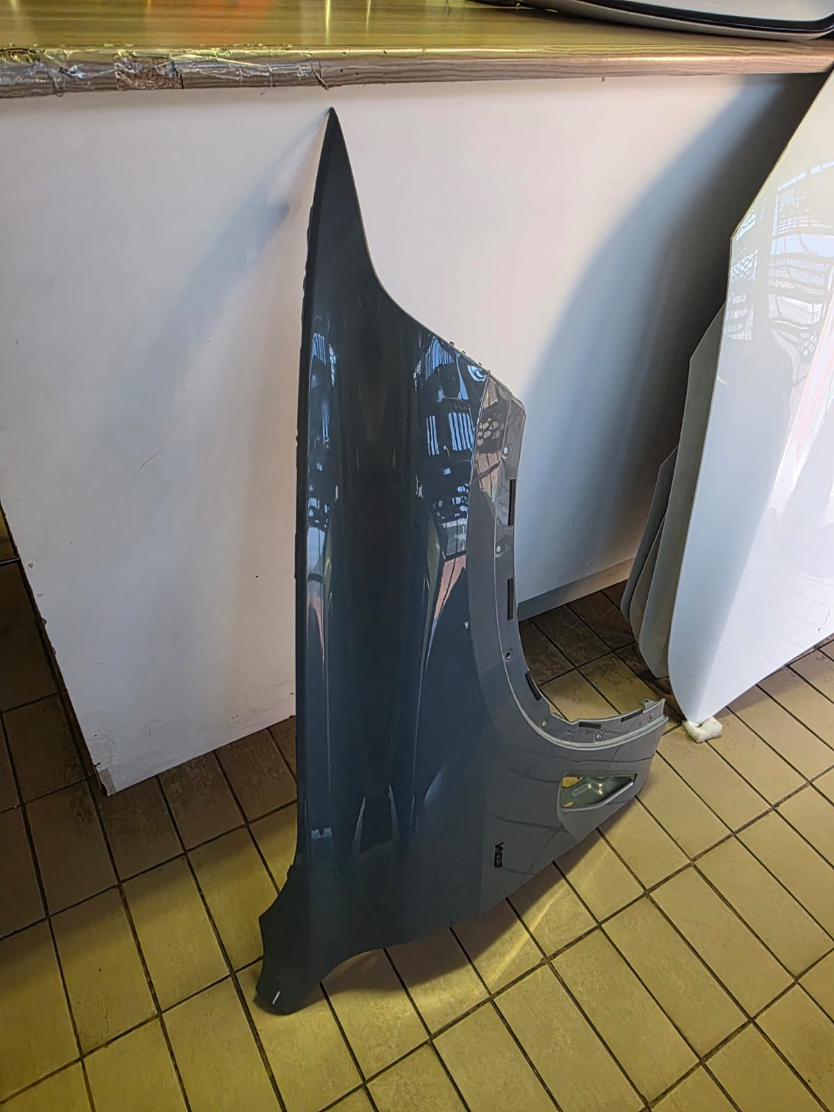 FENDER GRAY (2025 BMW) G05 X5 FRONT FENDER RIGHT SIDEIN A GOOD CONDITION. - Private Seller FENDER GRAY (2025 BMW) G05 X5 FRONT FENDER RIGHT SIDEIN A GOOD CONDITION. - Private Seller