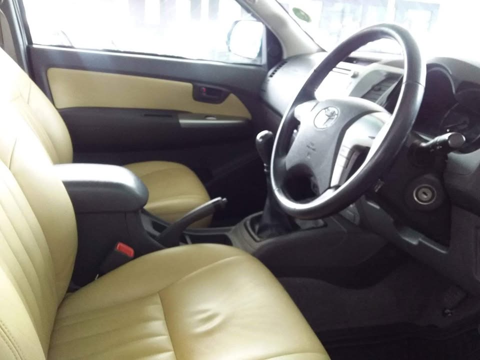 Used Toyota Hilux 3.0D-4D double cab 4x4 Raider Heritage Edition auto - Private Seller