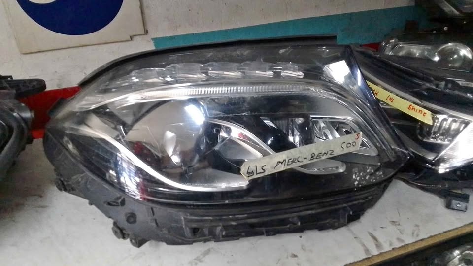 Mercedes Benz GLS W166 HEADLIGHT