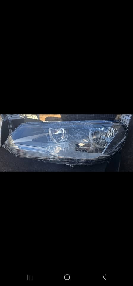Vw Toureg Headlights 2010-2015 - Private Seller Vw Toureg Headlights 2010-2015 - Private Seller