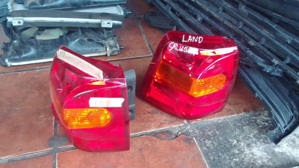 Toyota cruiser taillights - Private Seller Toyota cruiser taillights - Private Seller