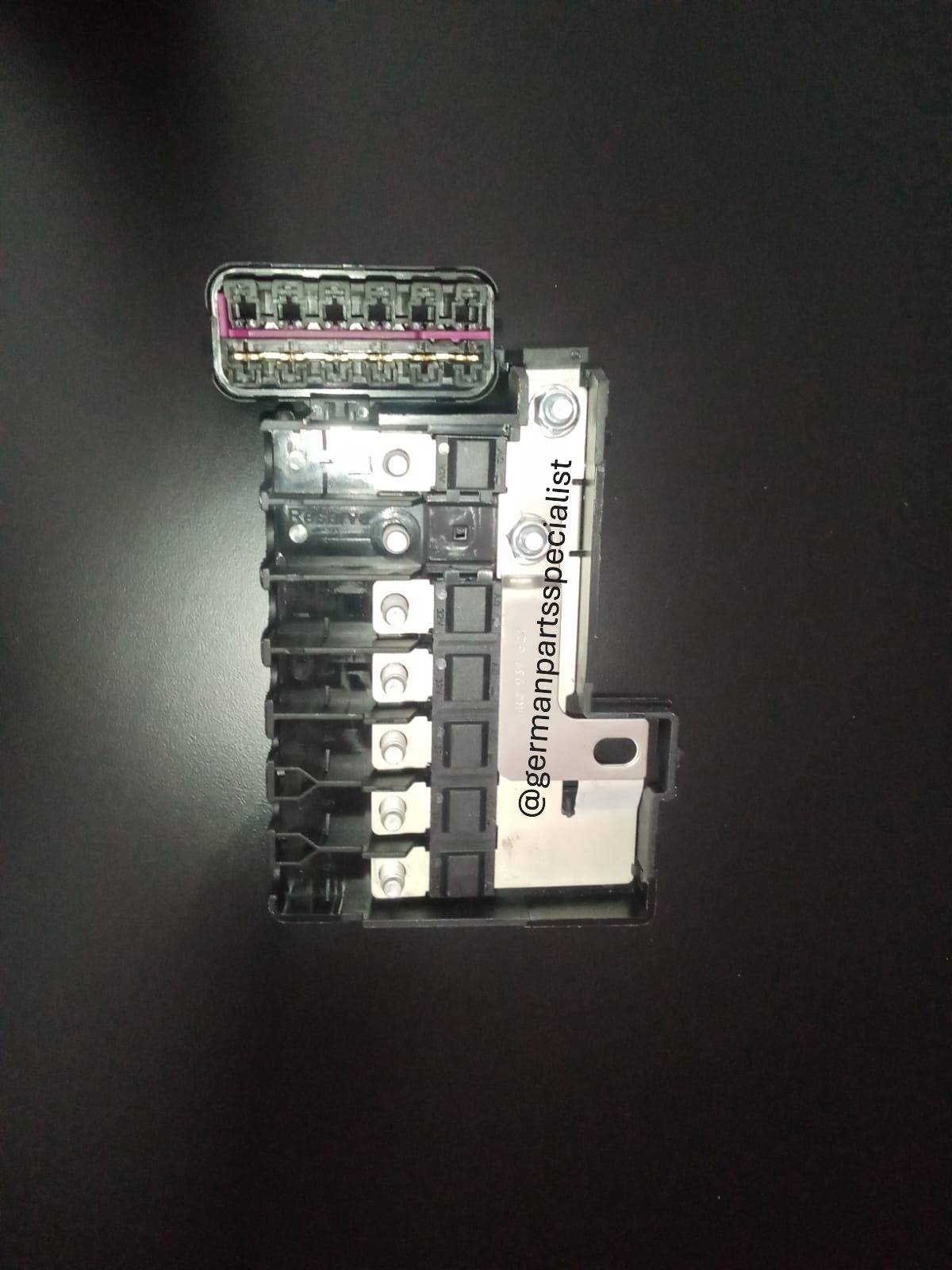 Vw Up Fuze Box For Sale - Private Seller
