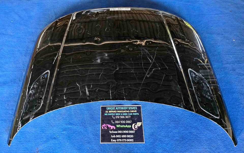 Range Rover Sport Bonnet 2014 - 2021 - Private Seller Range Rover Sport Bonnet 2014 - 2021 - Private Seller