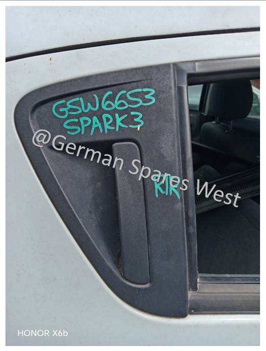 CHEV SPARK 3 1.2 USED OUTER DOOR HANDLE FOR SALE - Private Seller