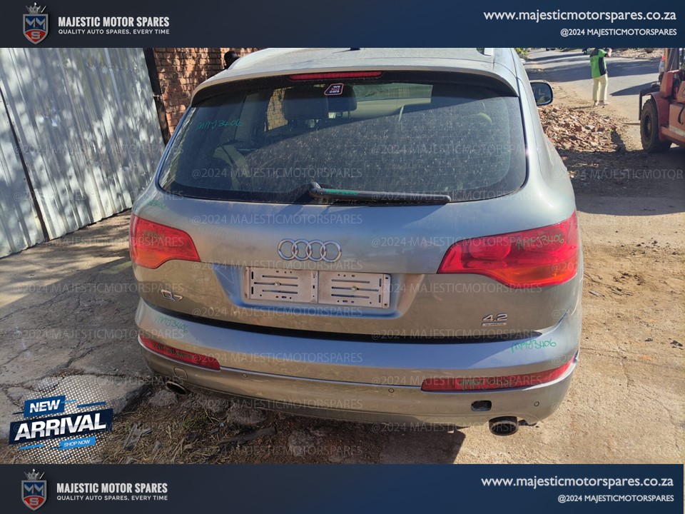 Audi Q7 4.2 petrol stripping for spares parts for sale preface 2007 - Private Seller Audi Q7 4.2 petrol stripping for spares parts for sale preface 2007 - Private Seller