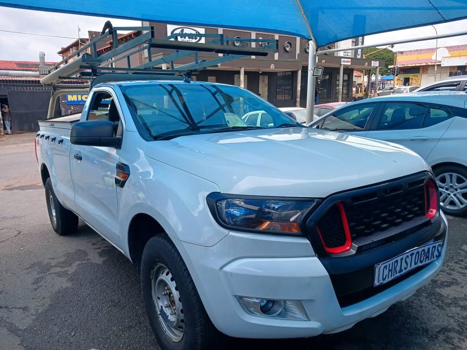 2014 model Ford Ranger single cab 4X4