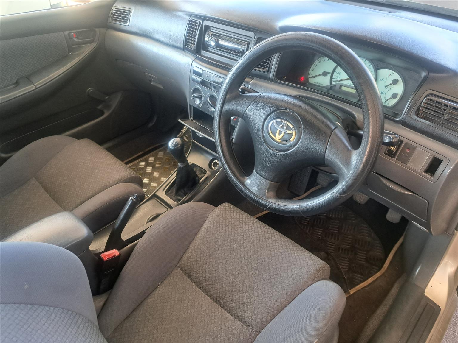 TOYOTA COROLLA 1.6 GLS
