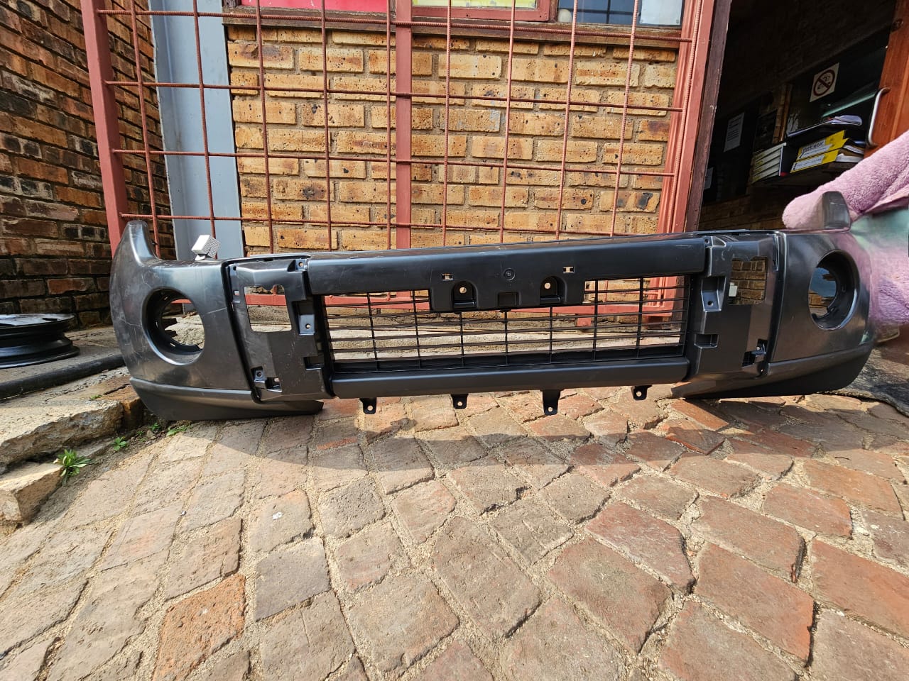 New Mitsubishi Pajero Gen 4 Front Bumper - Private Seller New Mitsubishi Pajero Gen 4 Front Bumper - Private Seller