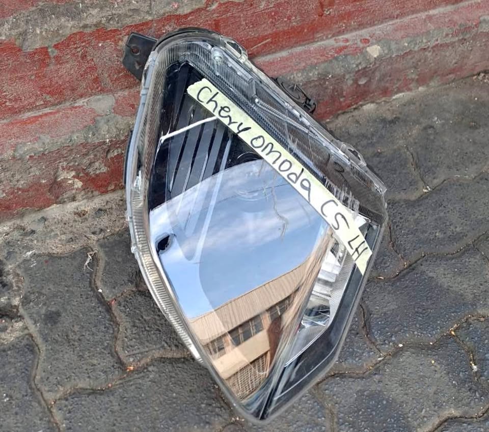 Chery Omoda C5 headlight - Private Seller Chery Omoda C5 headlight - Private Seller