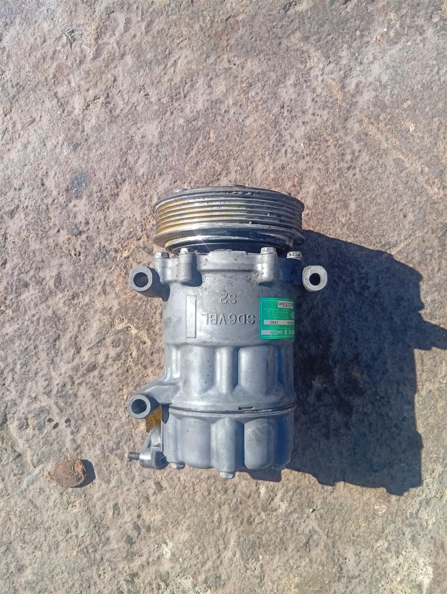 Citreon c2 Peugeot 207 Aircon pump - Private Seller Citreon c2 Peugeot 207 Aircon pump - Private Seller