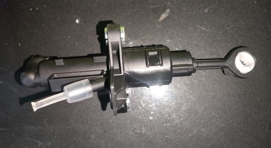 VW POLO 8 BRAND NEW CLUTCH MASTER CYLINDER FOR SALE - Private Seller