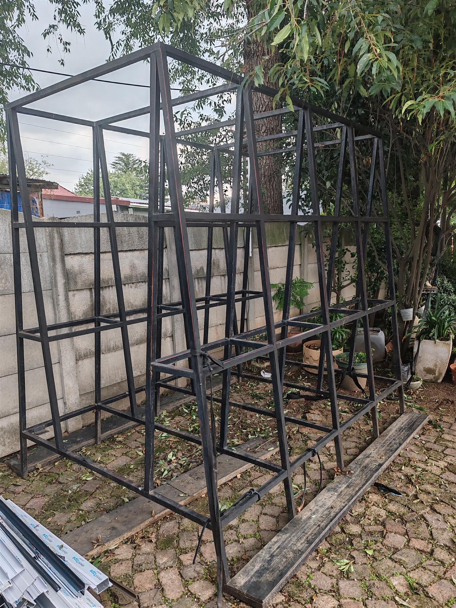Kia /hyundai glass carrying frame - Private Seller Kia /hyundai glass carrying frame - Private Seller