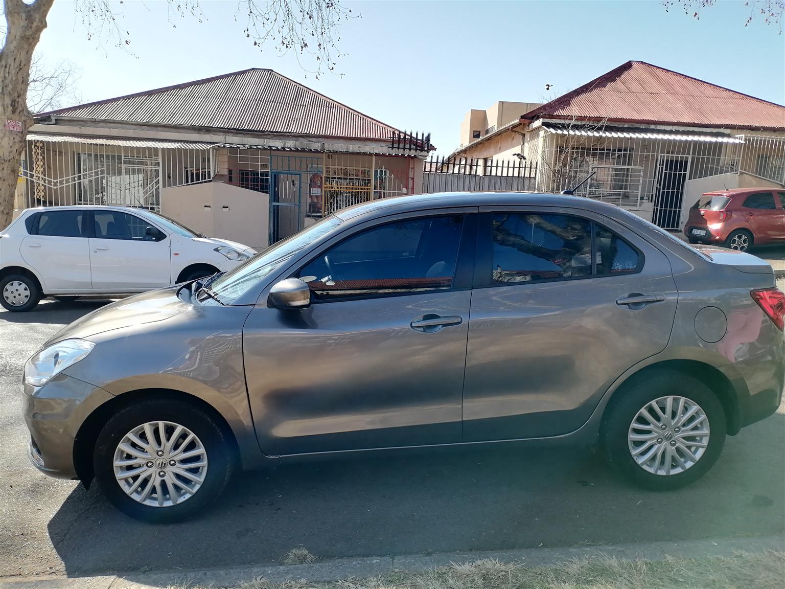 2024 SUZUKI DZIRE 1.2 MANUAL TRANSMISSION IN EXCELLENT CONDITION SERVICE BOOK