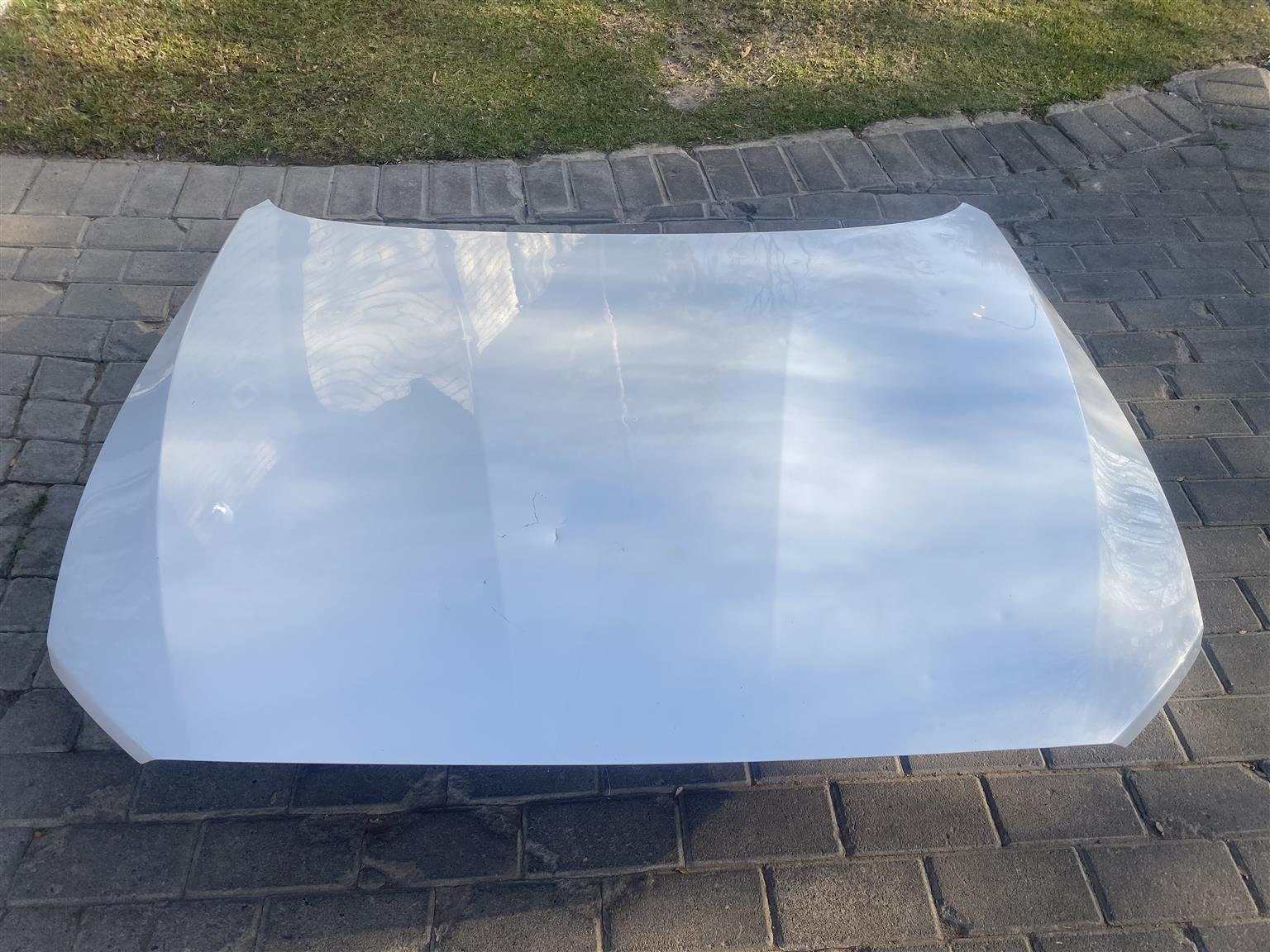 2018 BMW 1 SERIES F20 BONNET FOR SALE. IN EXCELLENT CONDITION