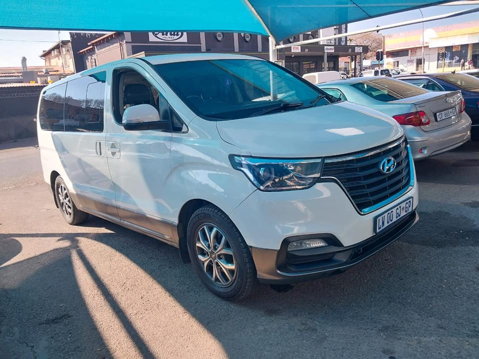2019 HYUNDAI H1 2.5 CDI  105 000KM WHITE COLOR MANUEL DIESEL