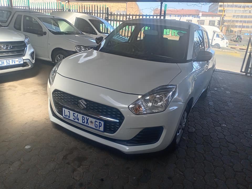 2023 Suzuki Swift 1.2 Manual Petrol White Reverse sensor Full service History
