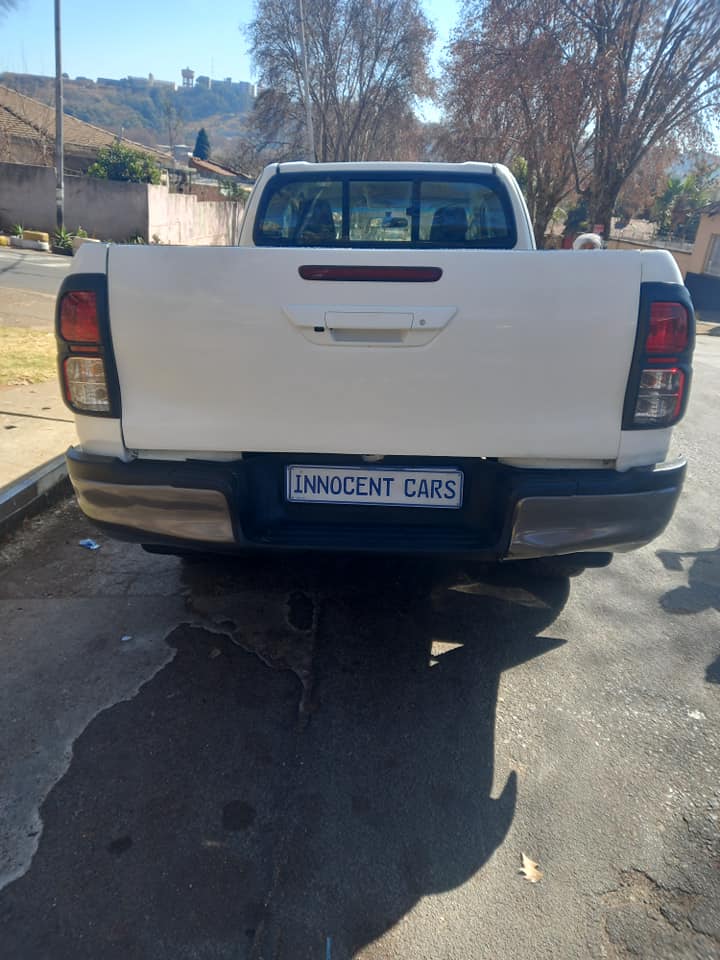 2020 TOYOTA HILUX EXTRACAB 2.4 GD6 DIESEL ENGINE, MANUAL, WHITE COLOR, MILEAGE 119,000KMS