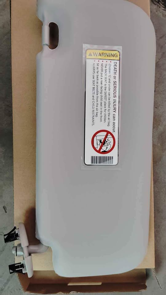 TOYOTA PROFESSIONAL 2007 UP. SUNVISOR - Private Seller TOYOTA PROFESSIONAL 2007 UP. SUNVISOR - Private Seller