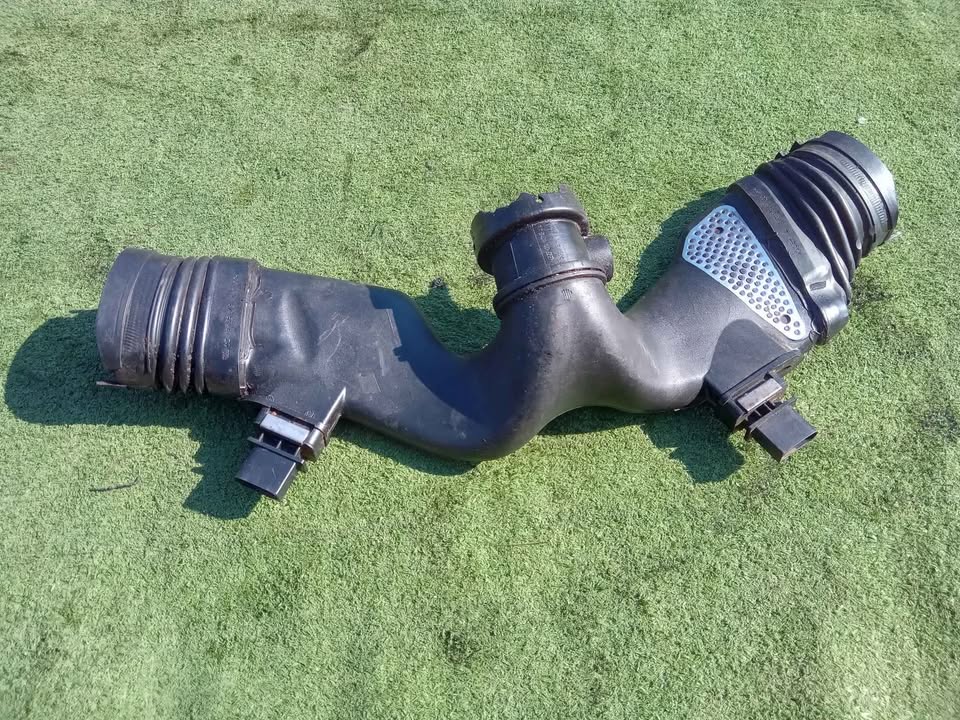 MERCEDES BENZ OM642 3.0 DIESEL ENGINE AIR INTAKE PIPE 4PIN FOR SALE W164/ SPRINTER /W204 /W212/VITO
